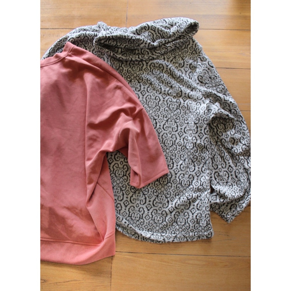 Plus Size (3) Piece Top Lot 2X Preowned - Picture 4 of 6